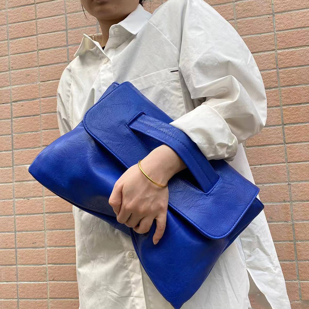 CLUTCH BAG