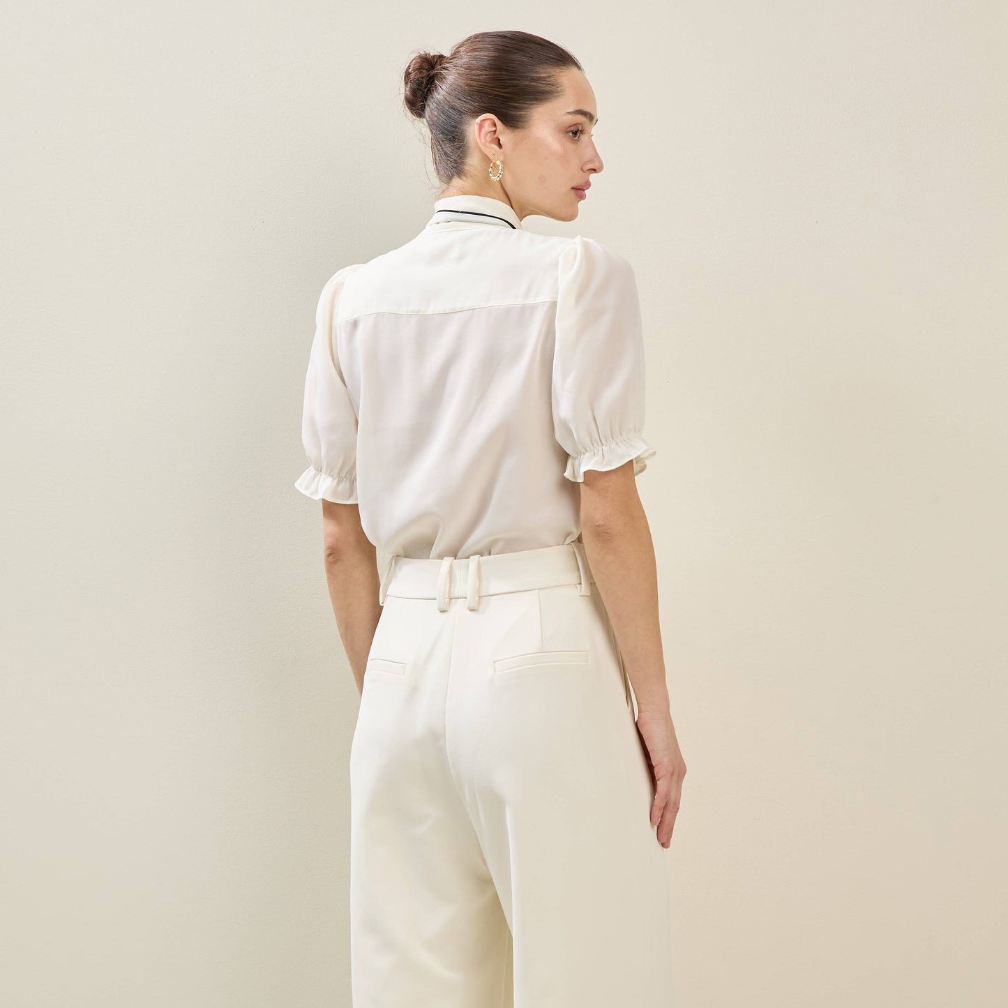 Contrast Trim Bow Tie Blouse