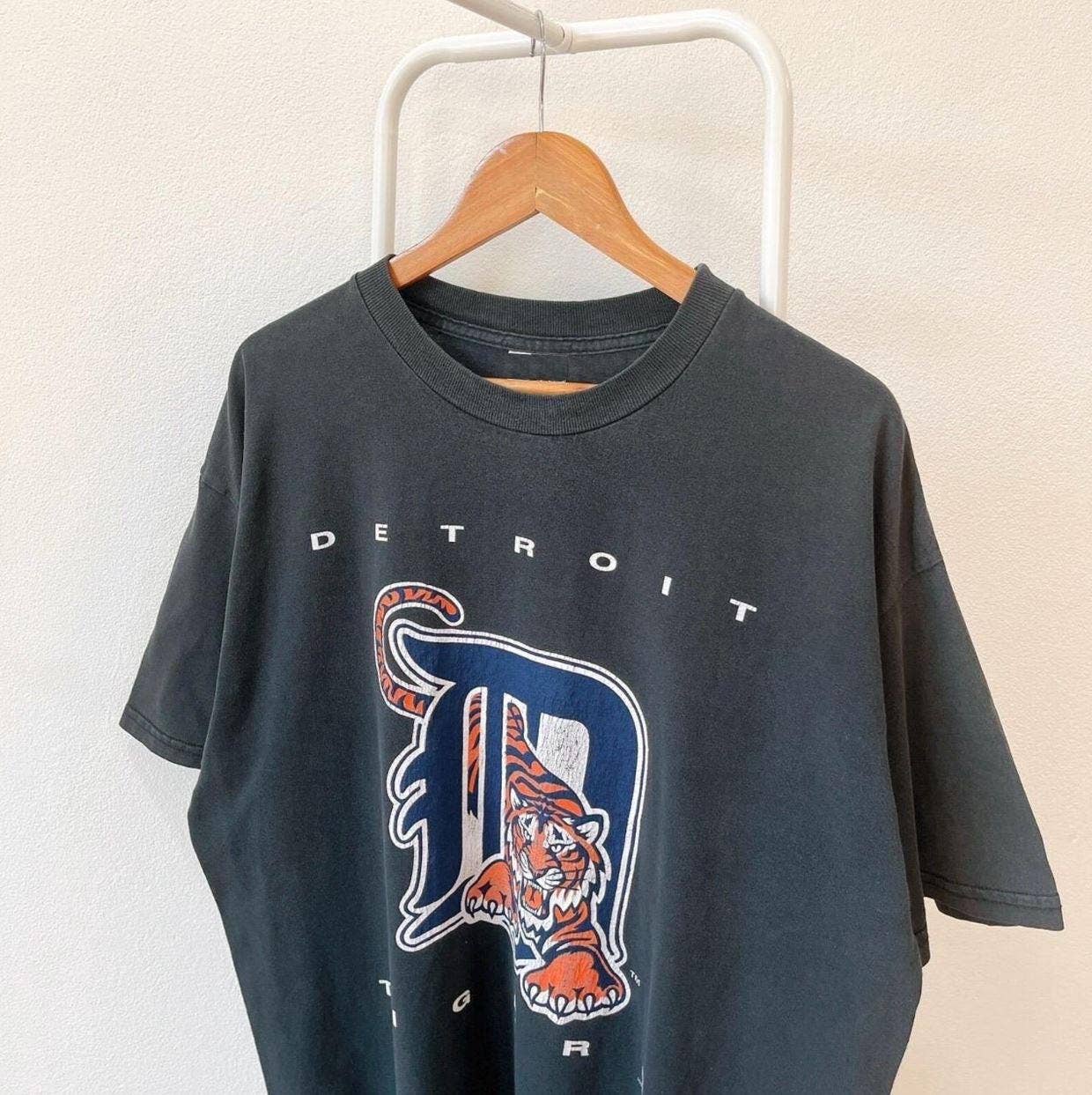 Vintage Detroit Tigers Baseball Shirt 90s Retro Baseball Tee