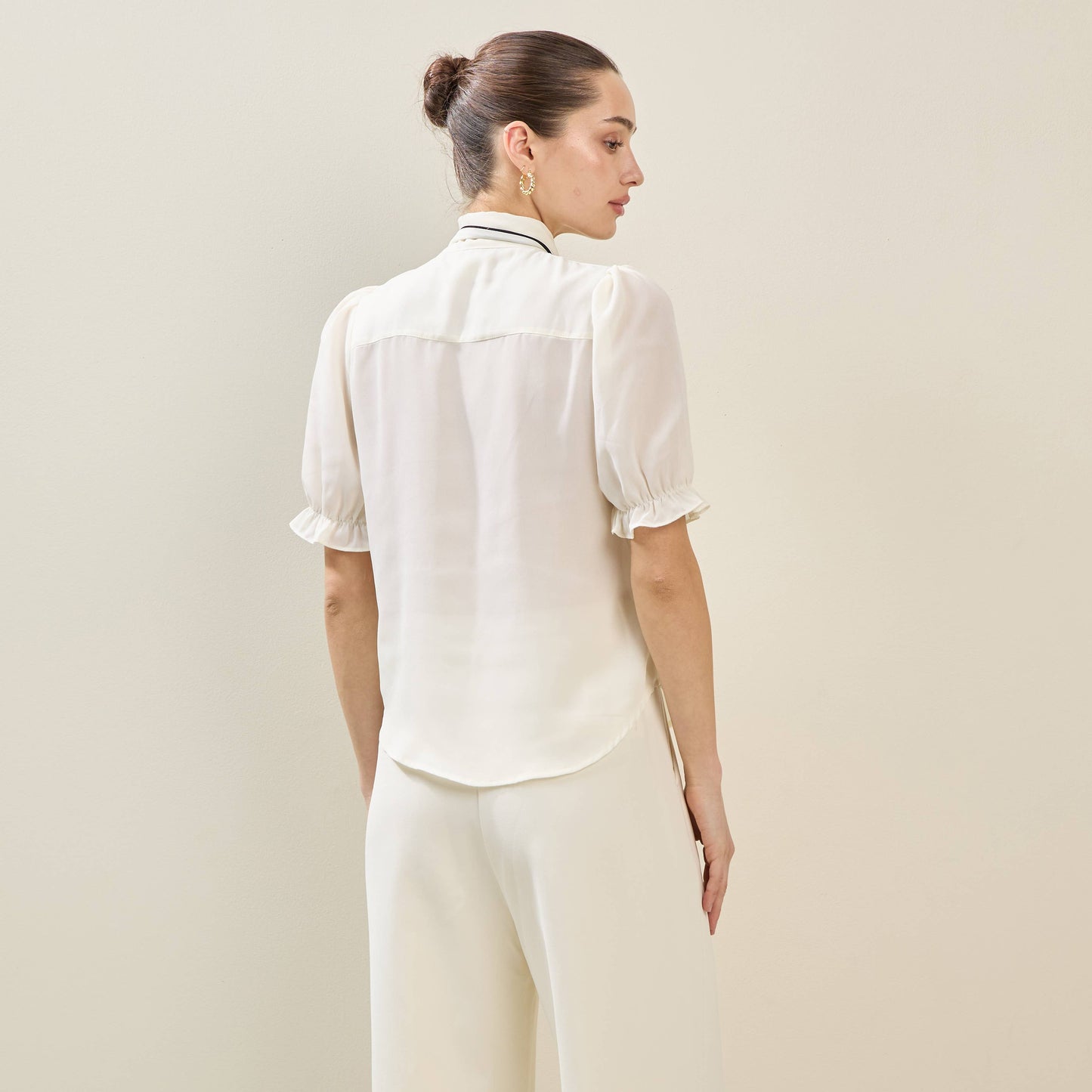 Contrast Trim Bow Tie Blouse