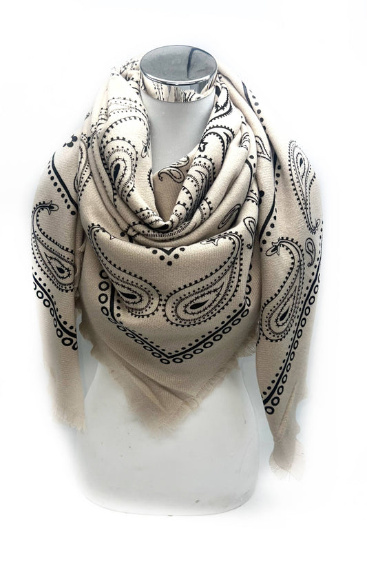 Square wool scarf with paisley pattern