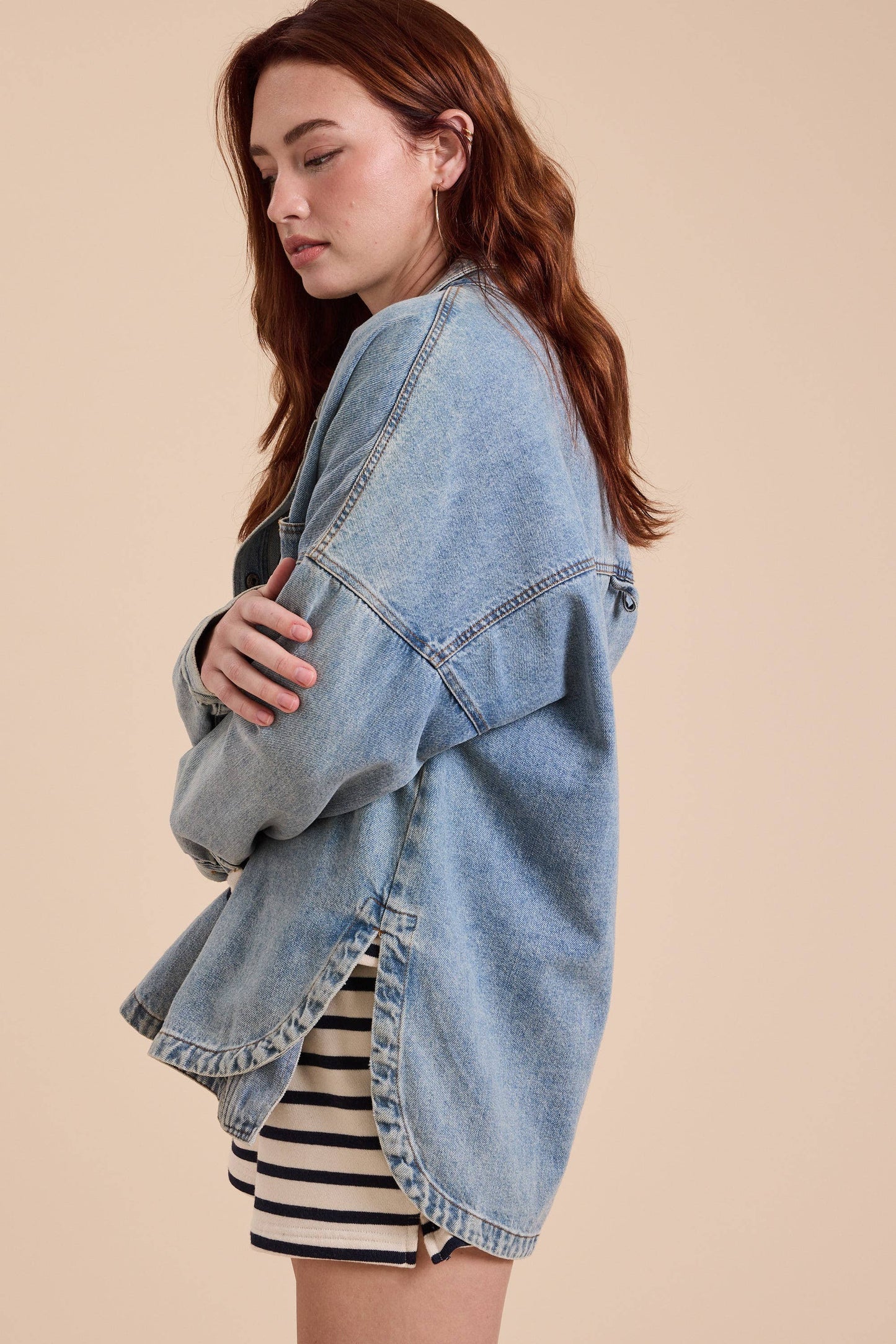 SHACKET- WASHED SNAP BUTTON DENIM