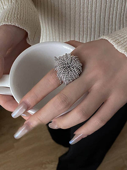 Geometric Tasseled Rings
