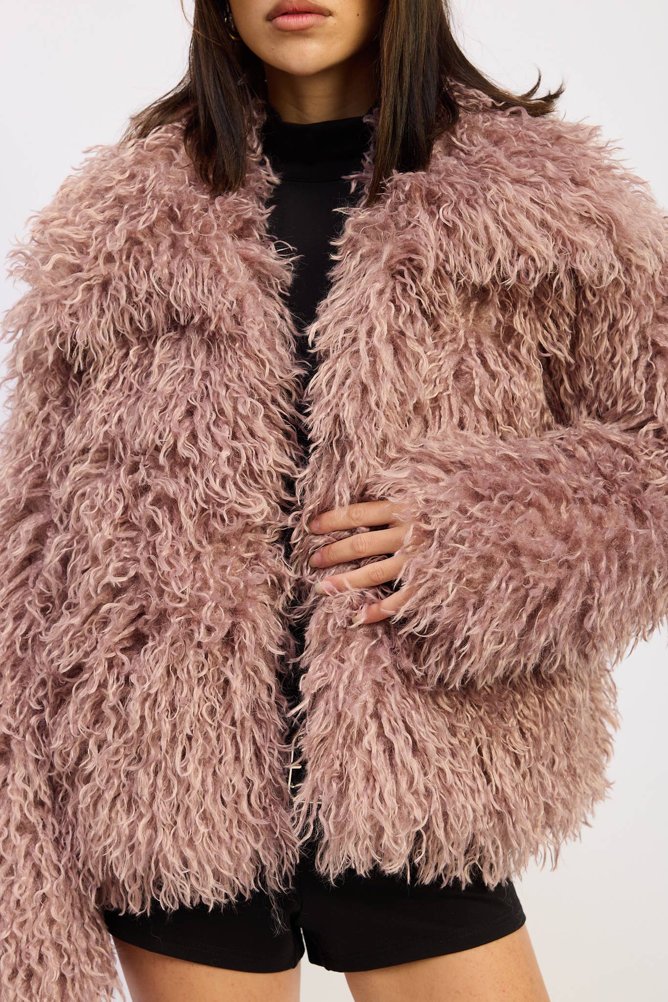 SHAGGY FUR COAT