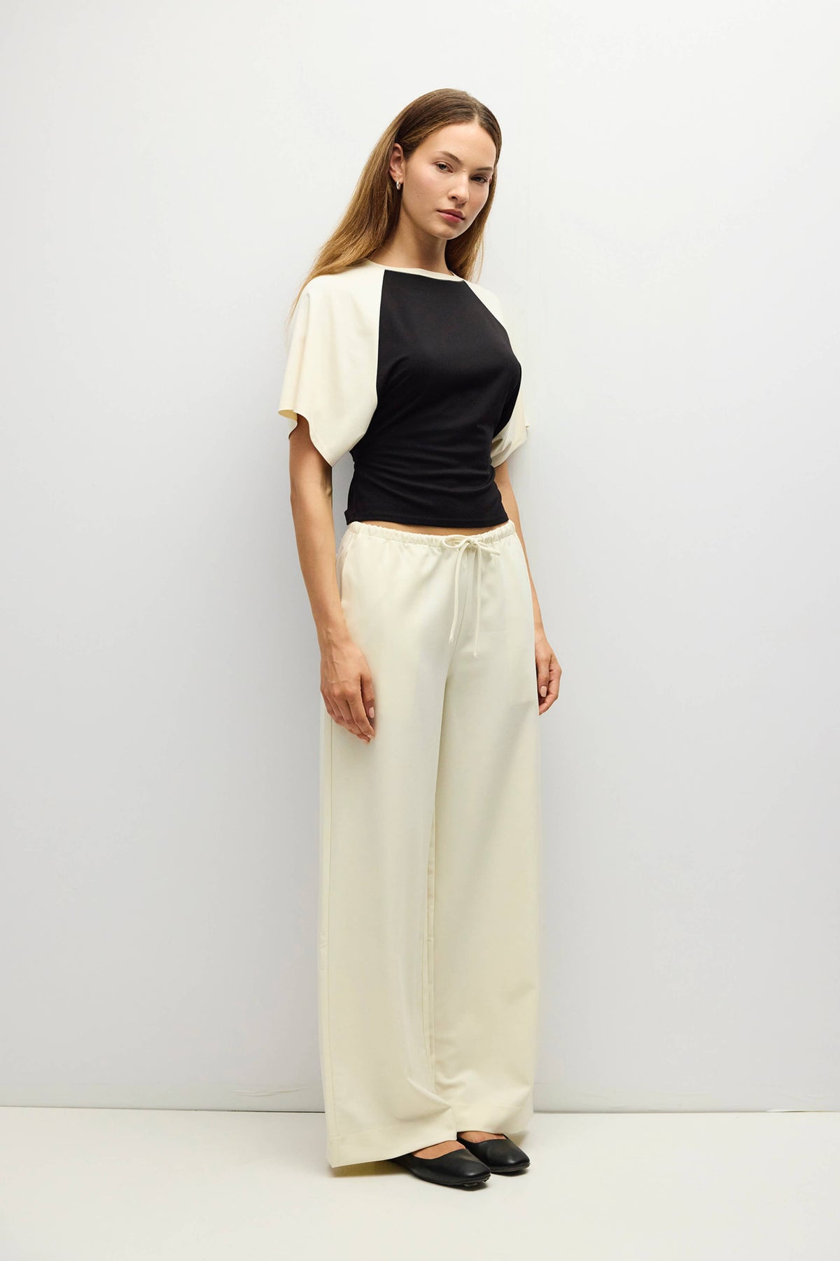 Taylor Raglan Tie-Back Knit Top