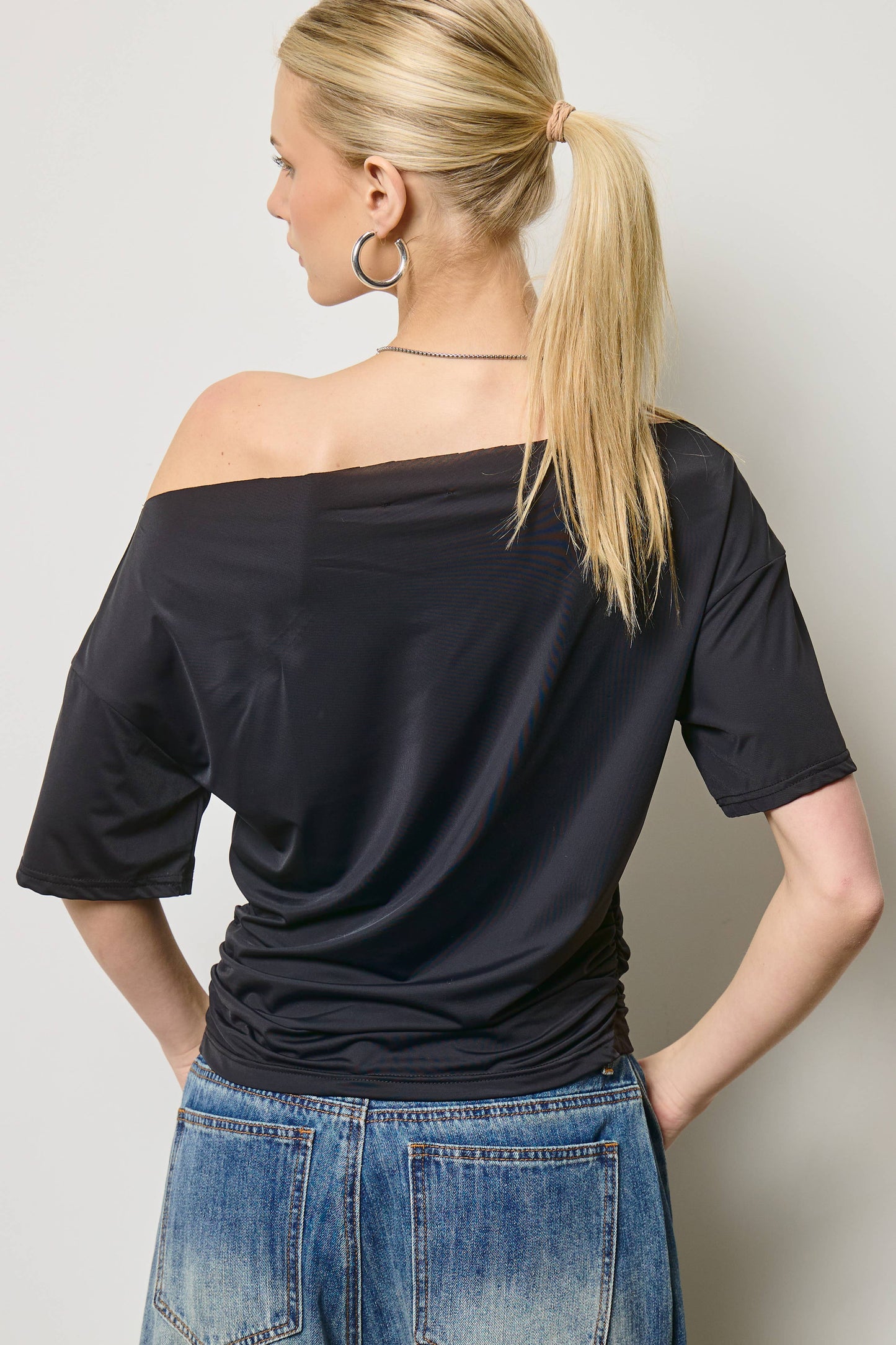 Ruched One Shoulder Short Sleeve Top