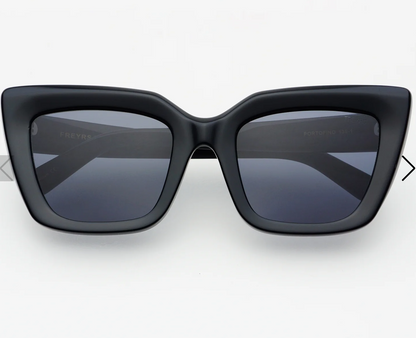 Portofino - Over Sized Cat Eye Sunglasses