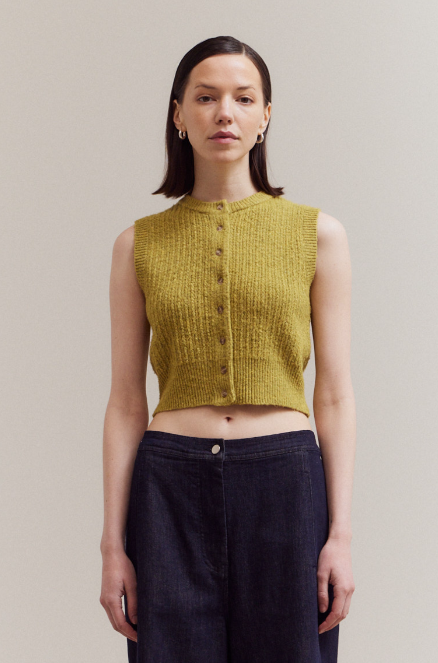 Fitted Sleeveless Sweater