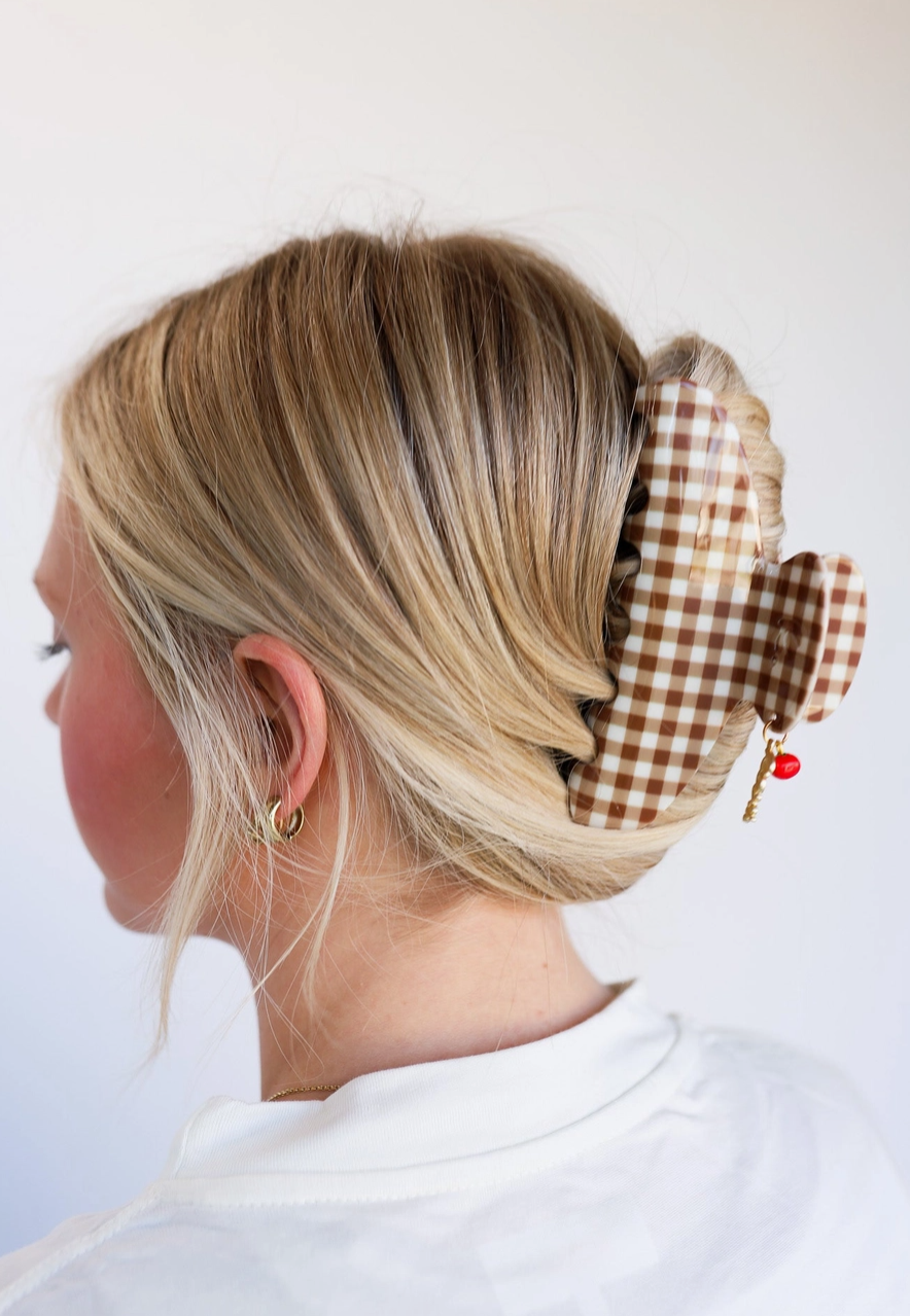 Oversized Gingham Claw Clip