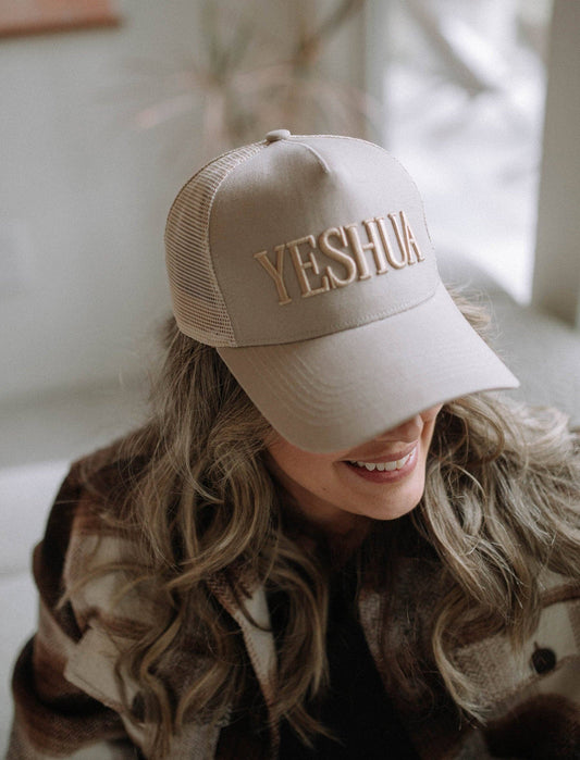 Yeshua-Hat