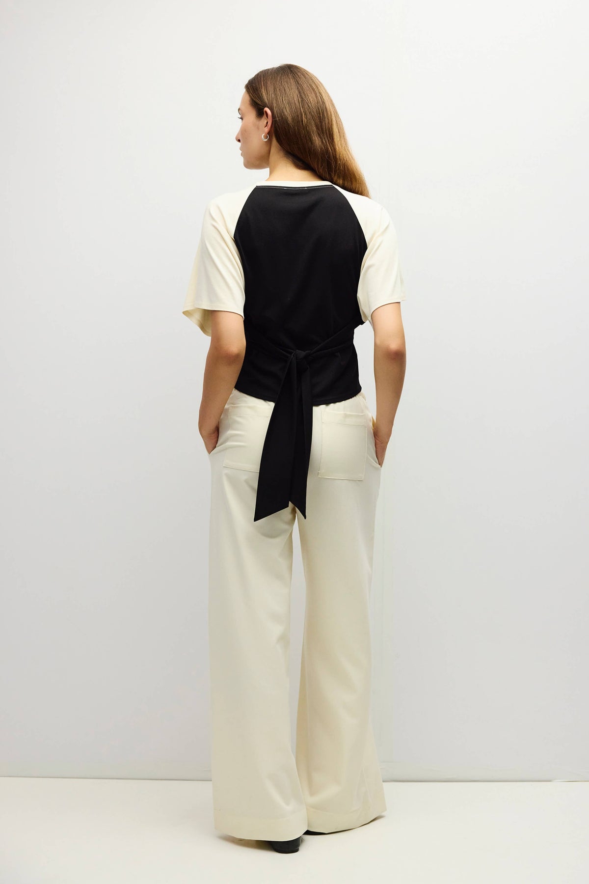 Taylor Raglan Tie-Back Knit Top