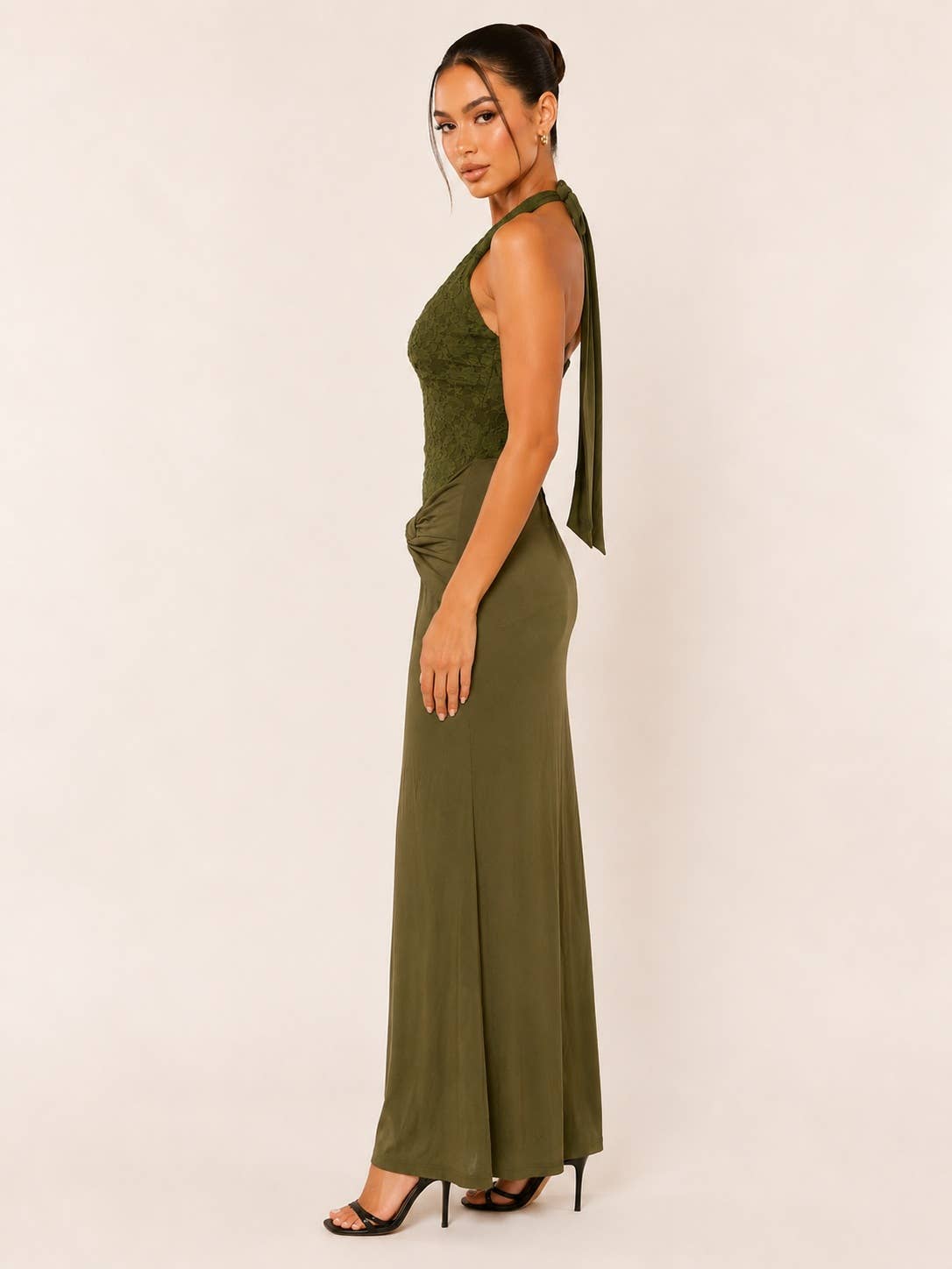 HALTER CONTRAST MAXI DRESS