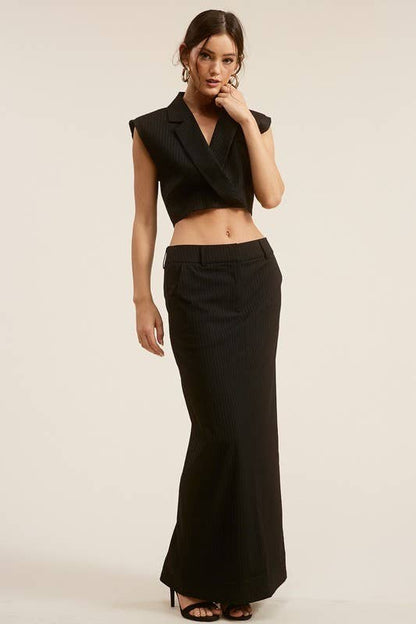 Classic Pinstriped Slim-Fit Maxi Skirt with Back Slit