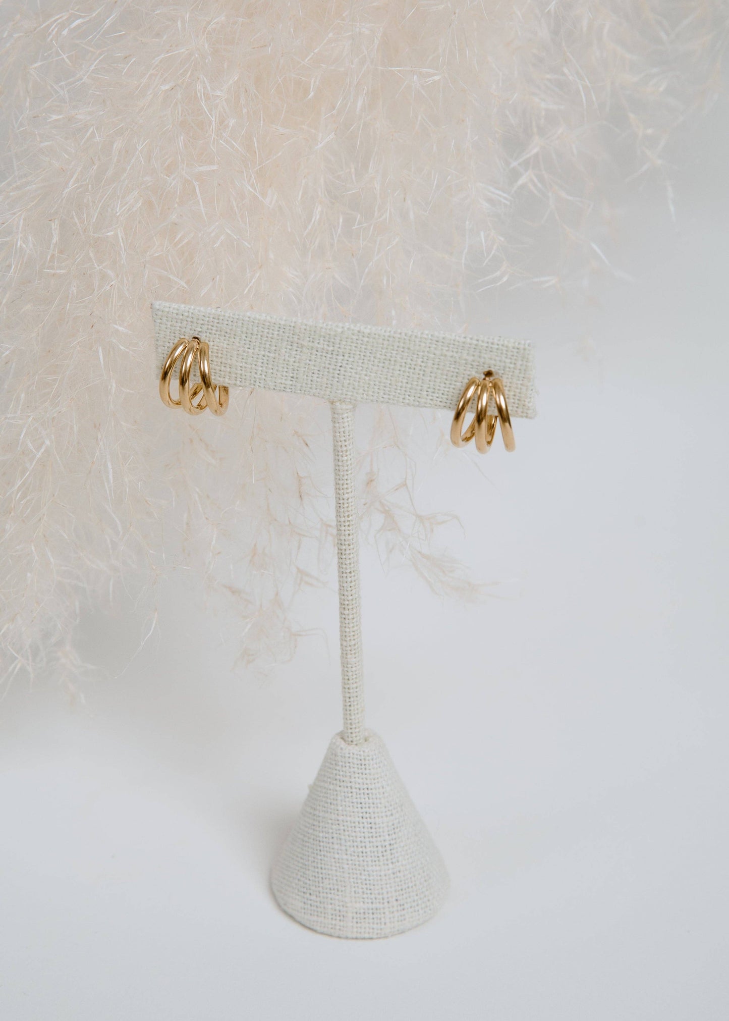 Eden Huggie Earring- Gold