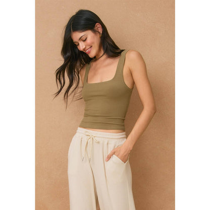That Easy Scoop Neck Tank
