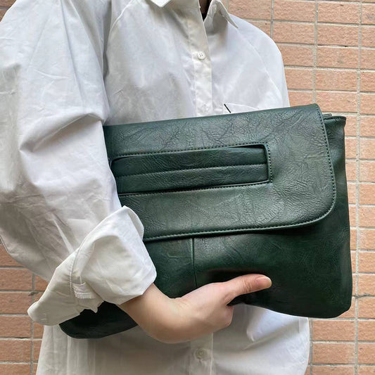 CLUTCH BAG